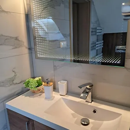 Apartman Szmaragd Zastan