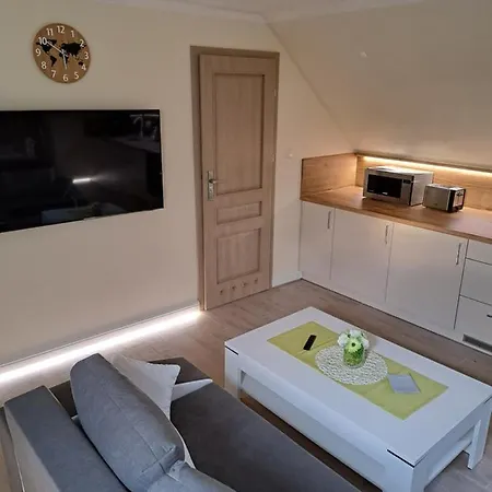 Apartman Szmaragd Zastan