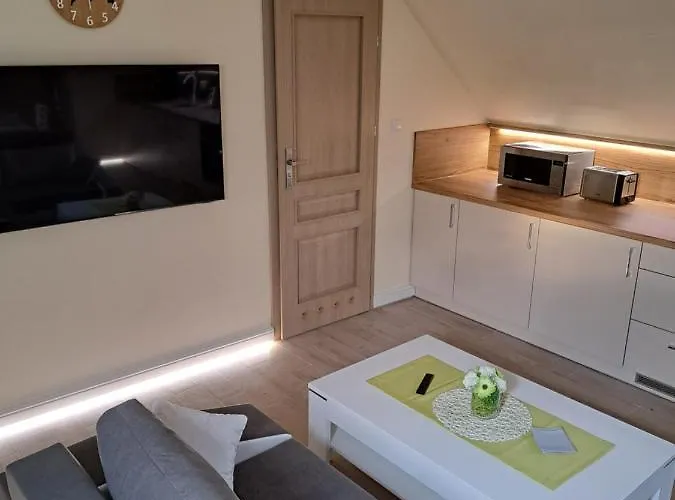 Apartment Szmaragd Zastan