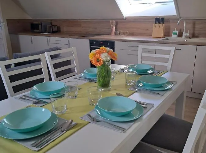 Apartment Szmaragd Zastan