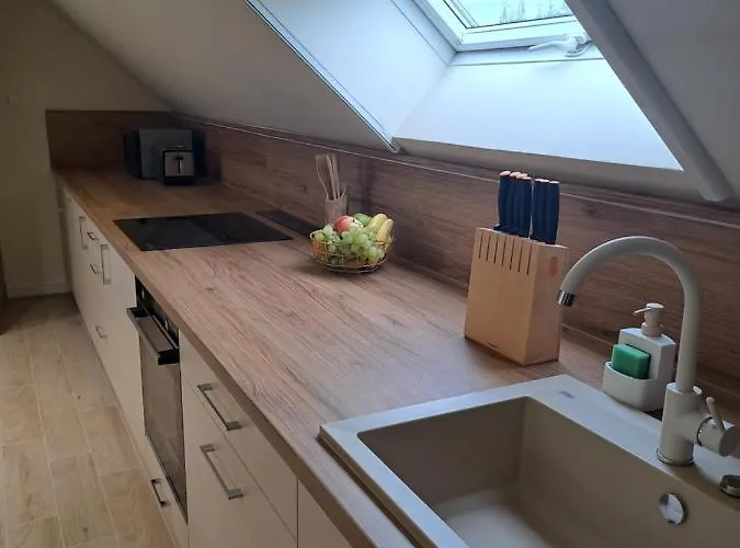 Apartment Szmaragd Zastan